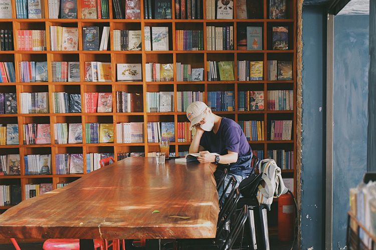 cà phê, quán cafe riêng tư dành cho fan thích đọc sách