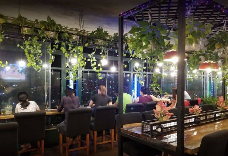 cà phê, 5 quán cafe ngắm máy bay không đâu bằng