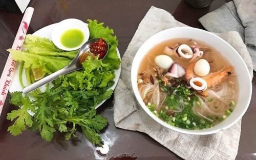 Top 10 quán bún mực ngon nhất Sài Gòn