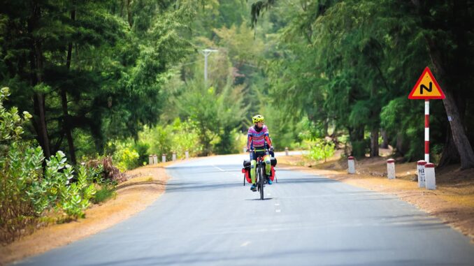Explore south central Vietnam on bicycle