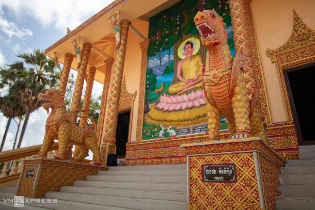 bac lieu vietnam, largest khmer pagoda in the west, mekong delta, largest khmer pagoda in the west