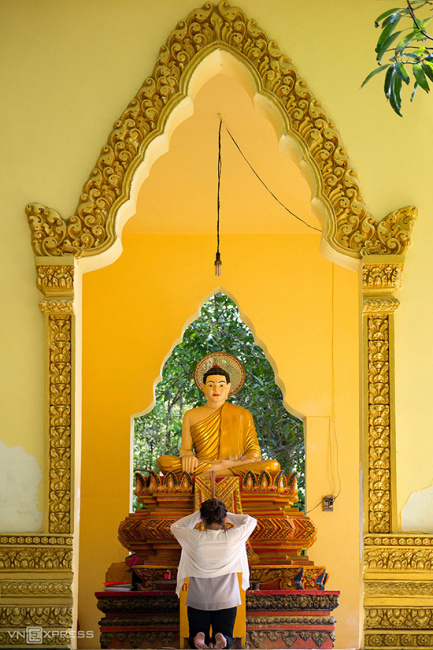 bat pagoda in soc trang, mekong delta, soc trang travel, travel vietnam, bat pagoda in soc trang