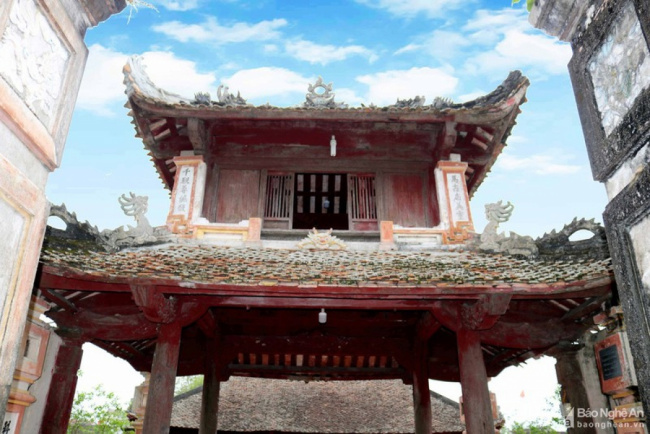 ca temple, hoa thanh, nghe an, vietnam tourism, vietnam travel, yen thanh, an insight into a century-old temple in nghe an