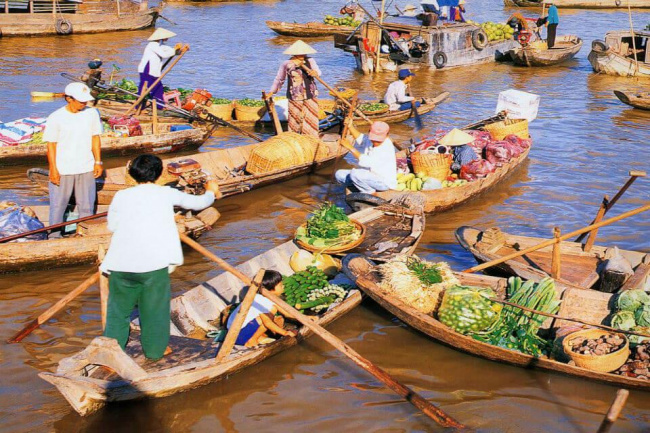 compass travel vietnam, vietnam tourism, western, western inside guide, western travel guide, western vietnam, peaceful with western vietnam floating market tour