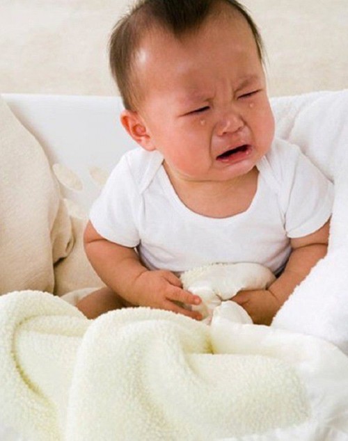 12 lý do khiến trẻ nhỏ thường hay quấy khóc