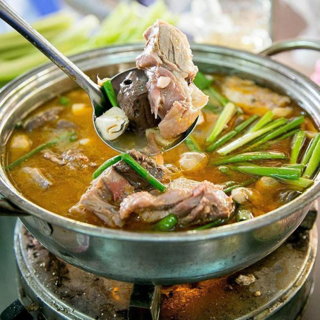 do not miss these 8 dishes while on tour to explore the western vietnam