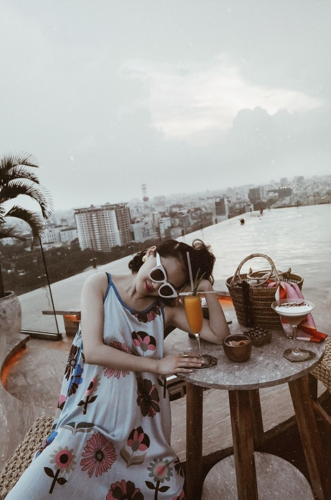 best destinations in ho chi minh city vietnam, compass travel vietnam, ho chi minh city vietnam travel guide, travel to vietnam, forgetting melancholy at the cafes up high in saigon