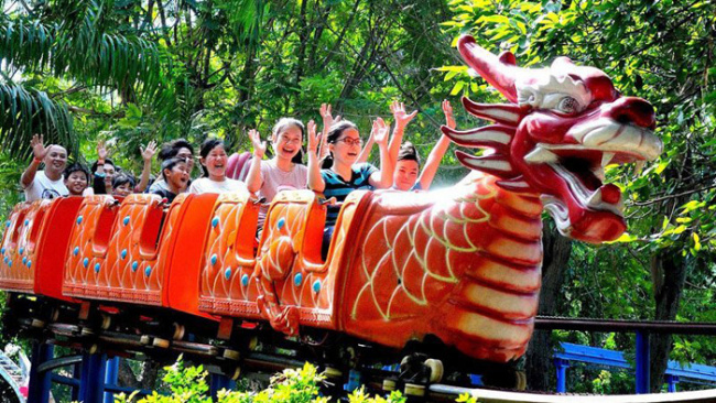 best destinations in ho chi minh city vietnam, compass travel vietnam, for kids in saigon, ho chi minh city vietnam travel guide, travel to vietnam, suggesting fun spots for kids in saigon