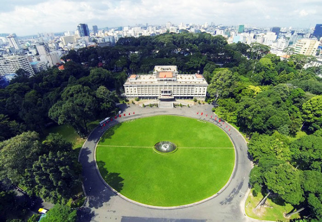 best destinations in ho chi minh city vietnam, compass travel vietnam, ho chi minh city vietnam travel guide, independence palace, travel to vietnam, discover the independence palace – the place where the mark of saigon history is engraved