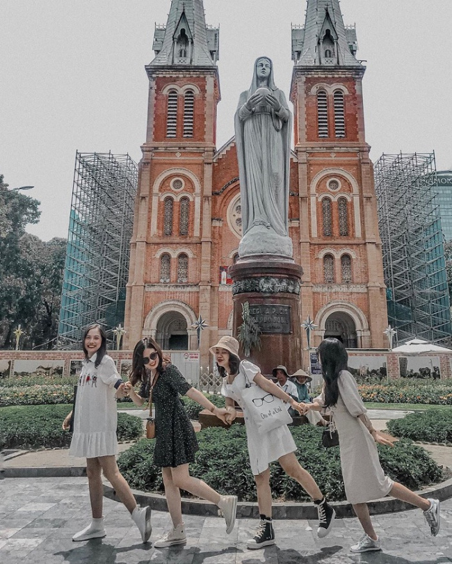 best destinations in ho chi minh city vietnam, compass travel vietnam, ho chi minh city vietnam travel guide, notre dame cathedral in saigon, travel to vietnam, enjoy the unique beauty of notre dame cathedral in saigon