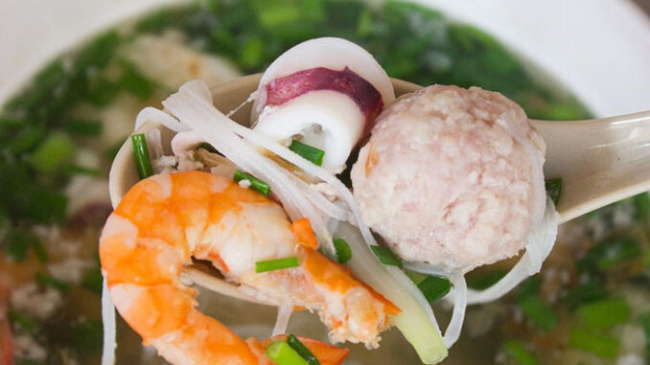 6 delicious Saigon noodle shops that are famous nationwide