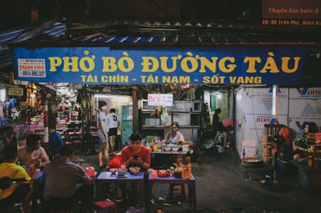 compass travel vietnam, delicious pho restaurants in hanoi, hanoi, hanoi inside guide, hanoi itinerary, hanoi travel guide, hanoi vietnam, hanoi weather, transport to hanoi, travel to hanoi, travel to vietnam, top 11 delicious pho restaurants in hanoi force customers to ‘clean their wallet’