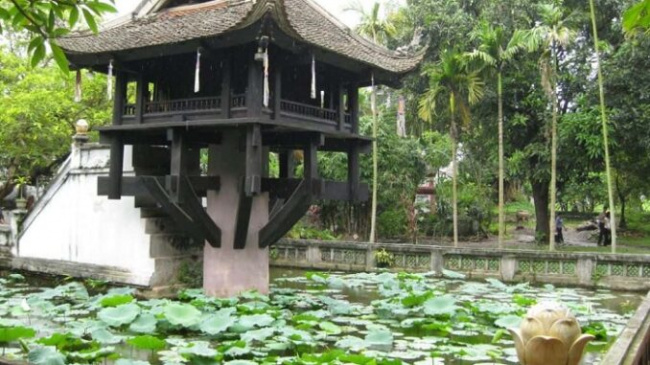 One Pillar Pagoda: unique architecture, cultural symbols of Vietnam