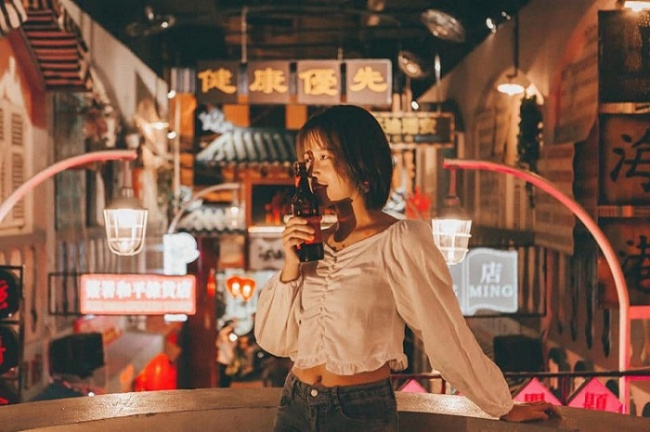 compass travel vietnam, hanoi, hanoi inside guide, hanoi itinerary, hanoi travel guide, hanoi vietnam, transport to hanoi, travel to hanoi, travel to vietnam, revealing a new virtual living mecca: lost in hongkong hanoi beer alley