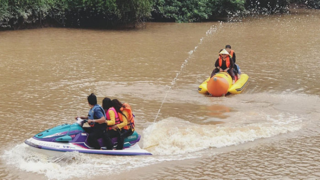ben tre inside guide, ben tre itinerary, ben tre travel guide, ben tre vietnam, chin song eco-tourism, compass travel vietnam, mekong delta, transport to ben tre, travel to ben tre, travel to vietnam, check-in at the hot chin song eco-tourism area in ben tre