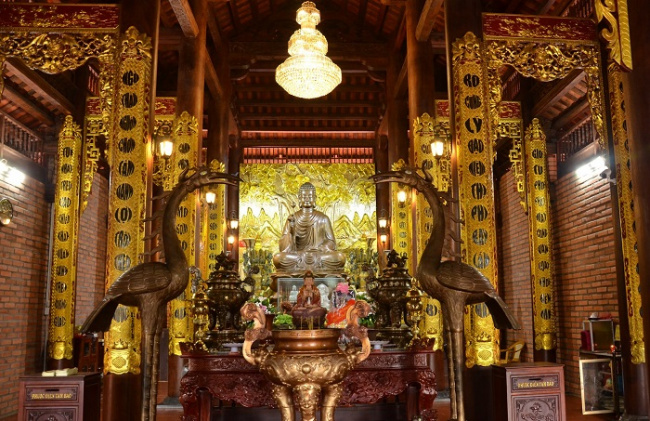 can tho inside guide, can tho itinerary, can tho travel guide, can tho vietnam, compass travel vietnam, mekong delta, transport to can tho, travel to can tho, travel to vietnam, truc lam phuong nam monastery, back to can tho, enjoy a peaceful scene at truc lam phuong nam monastery