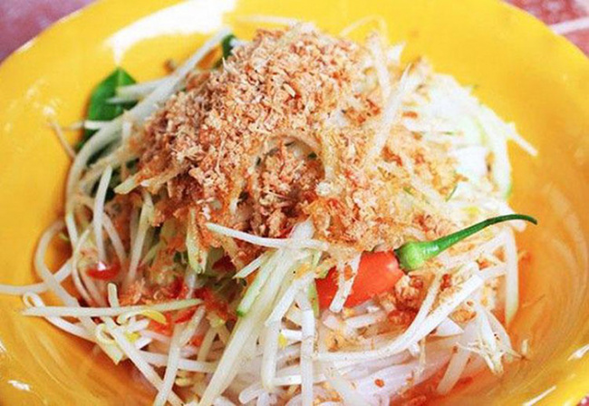 compass travel vietnam, hotels in mekong delta, mekong delta, mekong delta travel guide, mekong delta vietnam tourism, travel to vietnam, western street food, what to do in the mekong delta, check out the list of western street food that is mischievous to distant customers