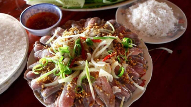 Eat all the delicious food at 8 famous Ha Tien dining places