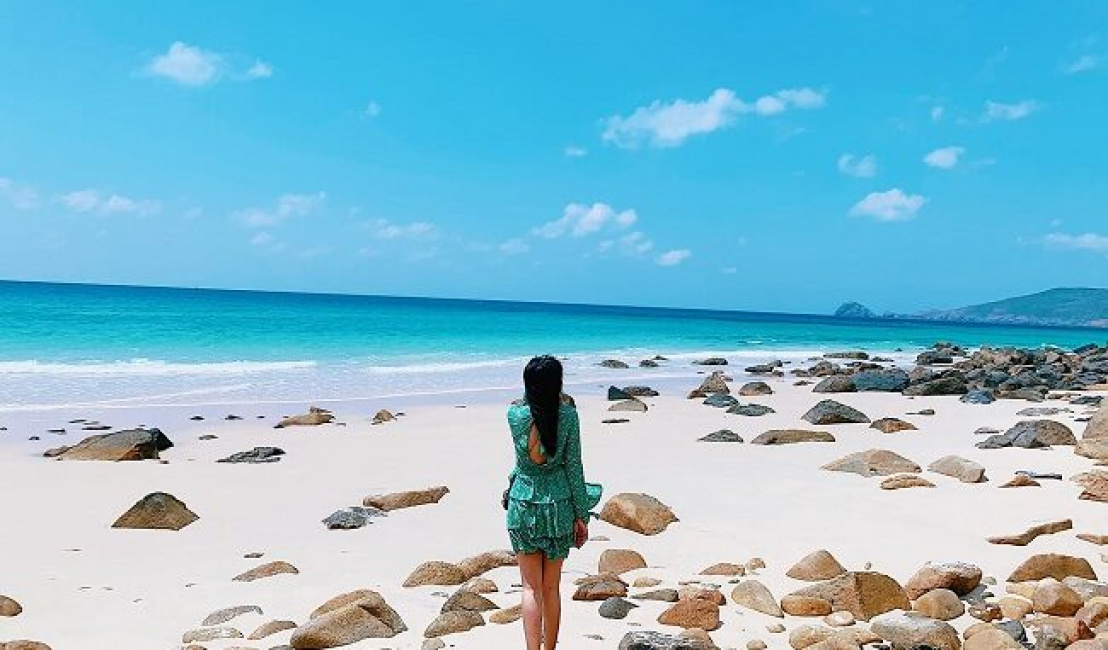 Find about Bai Nhat Beach Con Dao – Top 6 most pristine beaches in Asia