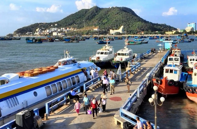 compass travel vietnam, con dao inside guide, con dao islands, con dao travel guide, con dao vietnam, transport to con dao, travel to con dao, travel to vietnam, the safest and most convenient ways to move to con dao