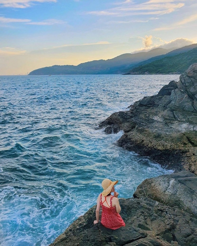 cape nghe danang, compass travel vietnam, da nang inside guide, da nang travel guide, da nang vietnam, transport to da nang, travel to da nang, travel to vietnam, go across the forest to see the sunrise at mui nghe da nang
