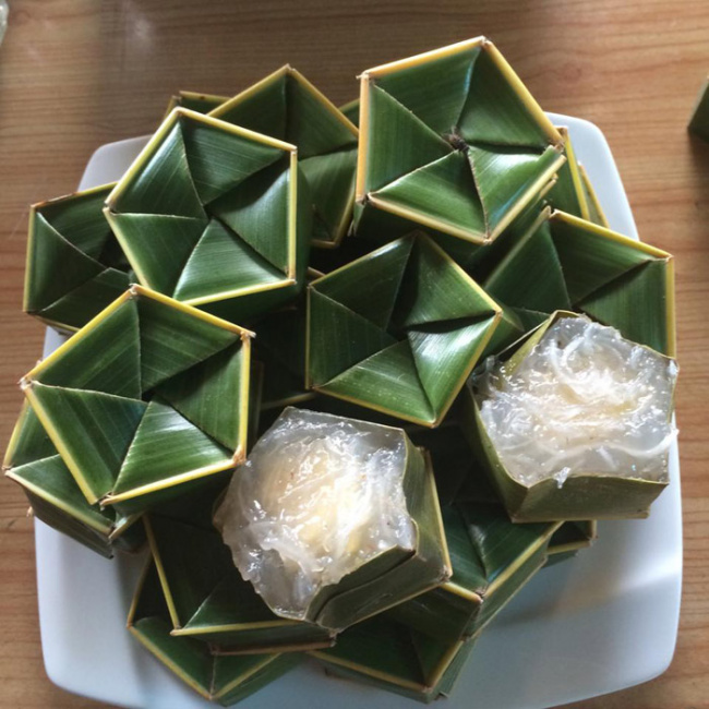 banh beo, banh nam, cake cast, compass travel vietnam, hue inside guide, hue travel guide, hue vietnam, lady cake, specialty cakes in hue, transport to hue, travel to hue, travel to vietnam, combination of memorable specialty cakes in hue