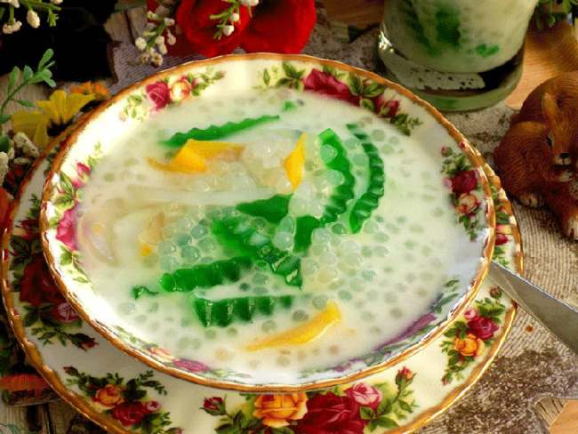 compass travel vietnam, delicious sweet soup dishes in hue, hue inside guide, hue travel guide, hue vietnam, transport to hue, travel to hue, travel to vietnam, delicious sweet soup dishes in hue and the address of eating could not be better