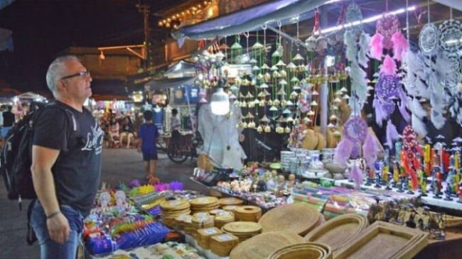 Shopping experience in Ha Long: What to buy, where is cheap and quality?
