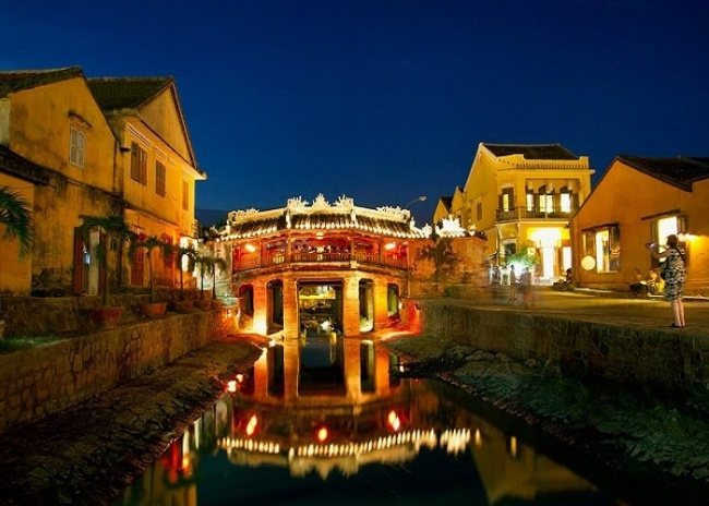 compass travel vietnam, hoi an inside guide, hoi an travel guide, hoi an vietnam, transport to hoi an, travel to hoi an, travel to vietnam, beautiful 8-point check-in point in hoi an