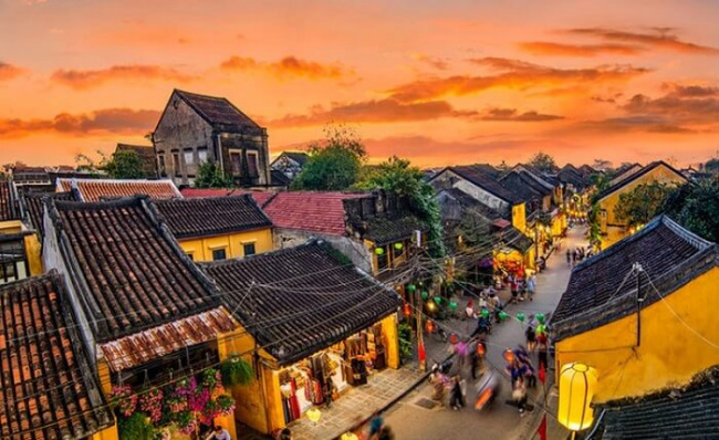 compass travel vietnam, hoi an ancient town, hoi an inside guide, hoi an travel guide, hoi an vietnam, transport to hoi an, travel to hoi an, travel to vietnam, beautiful photos that prove hoi an is the best tourist city in the world 2020