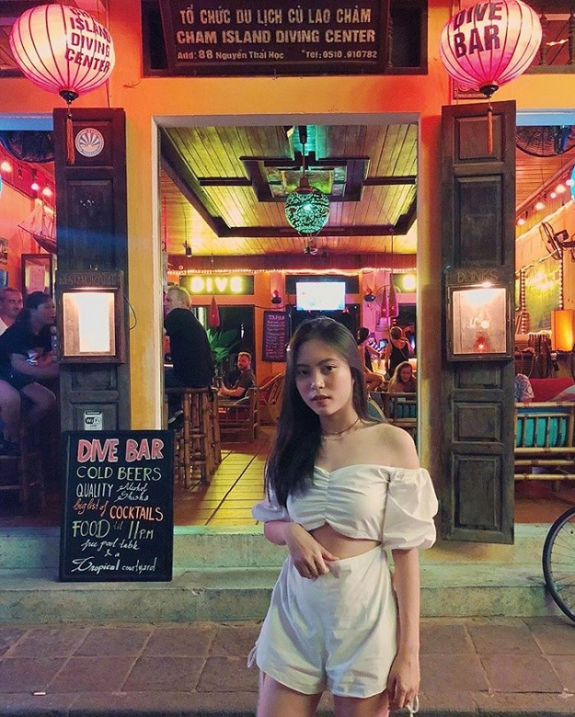 beautiful and unique bars in hoi an, compass travel vietnam, hoi an ancient town, hoi an inside guide, hoi an travel guide, hoi an vietnam, transport to hoi an, travel to hoi an, travel to vietnam, chill hard at the beautiful and unique bars in hoi an