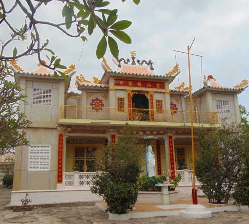 5 Ngôi chùa nổi tiếng nhất ở Tây Ninh