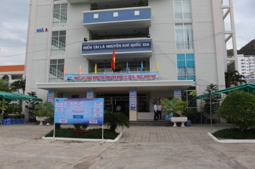 8 trường đại học, cao đẳng tốt nhất tại nha trang