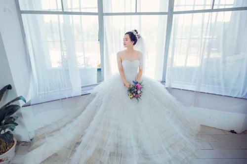 7 Địa chỉ cho thuê váy cưới đẹp nhất Hoài Đức, Hà Nội