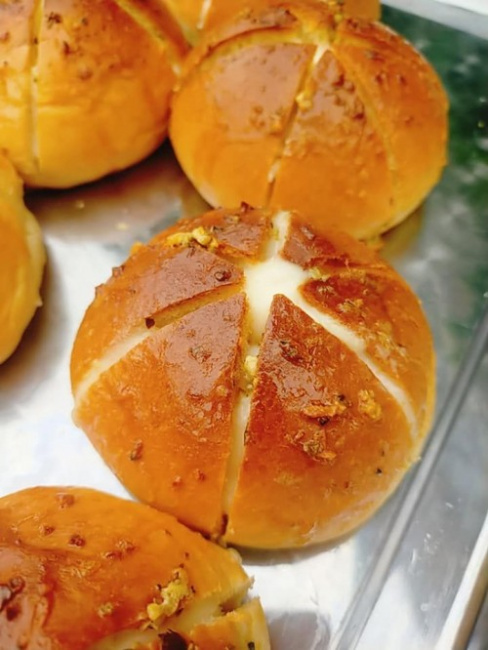 6 Địa chỉ bán bánh mì phô mai bơ tỏi ngon nhất Bắc Giang