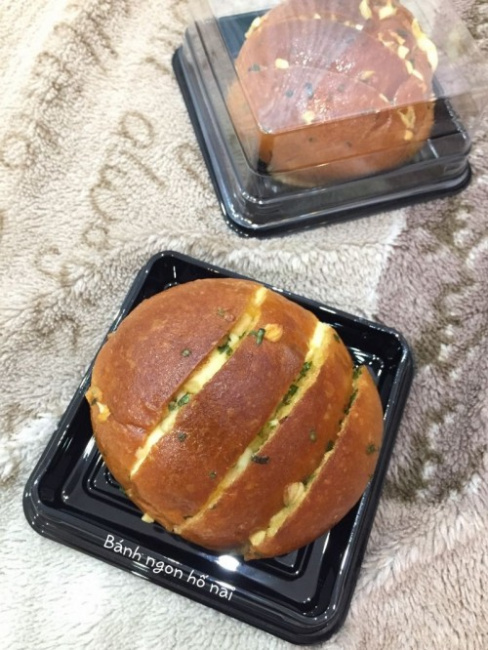 5 Địa chỉ bán bánh mì phô mai bơ tỏi ngon nhất Đồng Nai