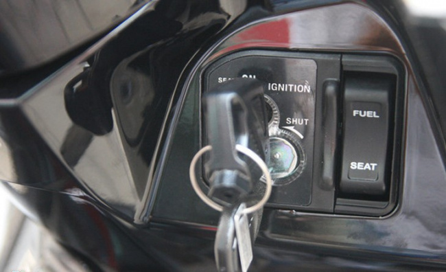 10 cách chống trộm cho xe máy an toàn khiến trộm 