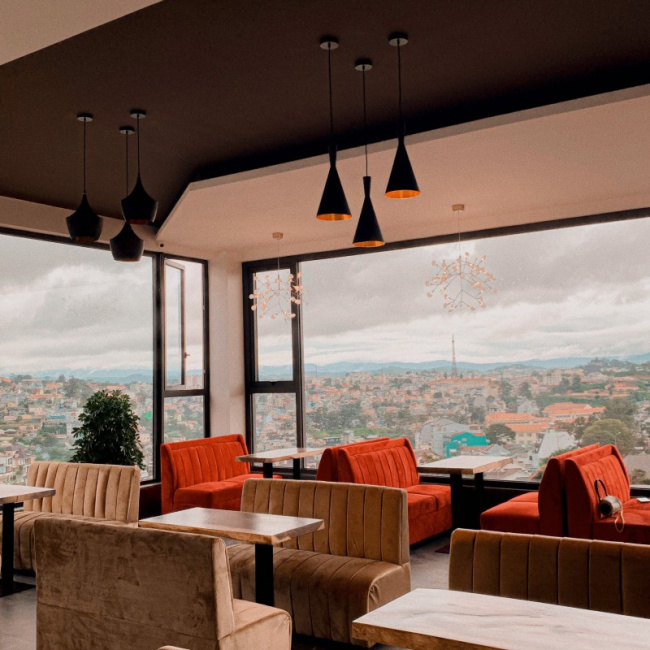 12 quán cà phê có view nhà kính đẹp, nước uống ngon tại đà lạt.