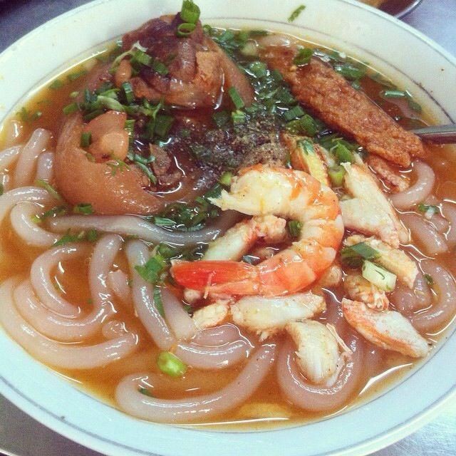 10 Món ăn đường phố vừa ngon, vừa rẻ tại Sài Gòn