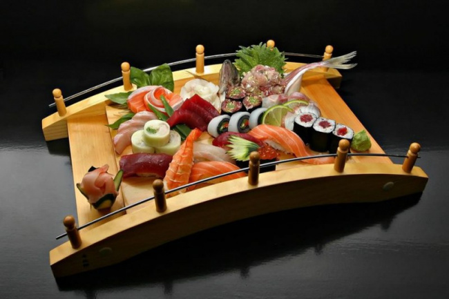 6 địa chỉ ăn sushi ngon nhất quận hai bà trưng, hà nội