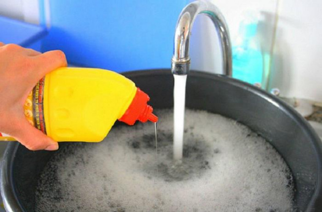 Có nên dùng hoá chất tẩy rửa, vệ sinh đồ gia dụng?