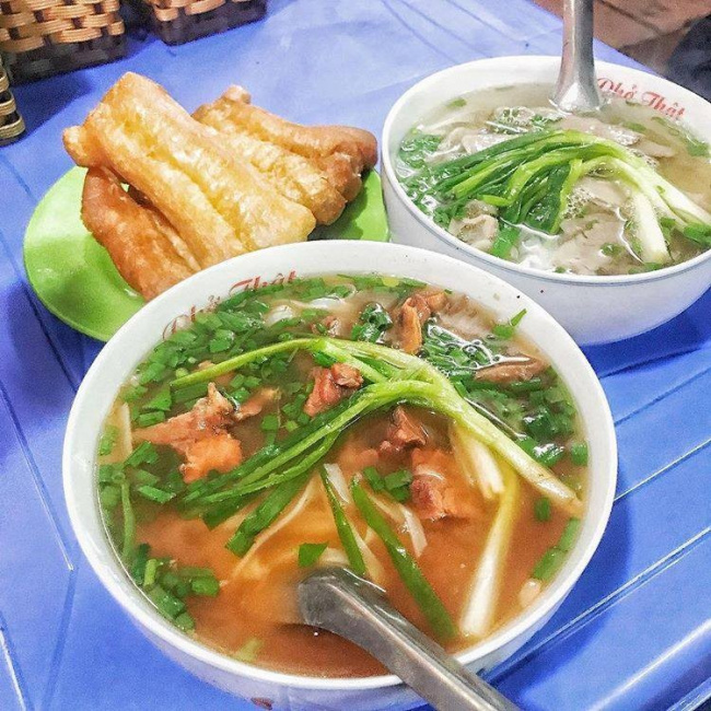 10 quán ăn đêm mở sau 0h ở quận Hoàn Kiếm, Hà Nội bạn không thể bỏ qua