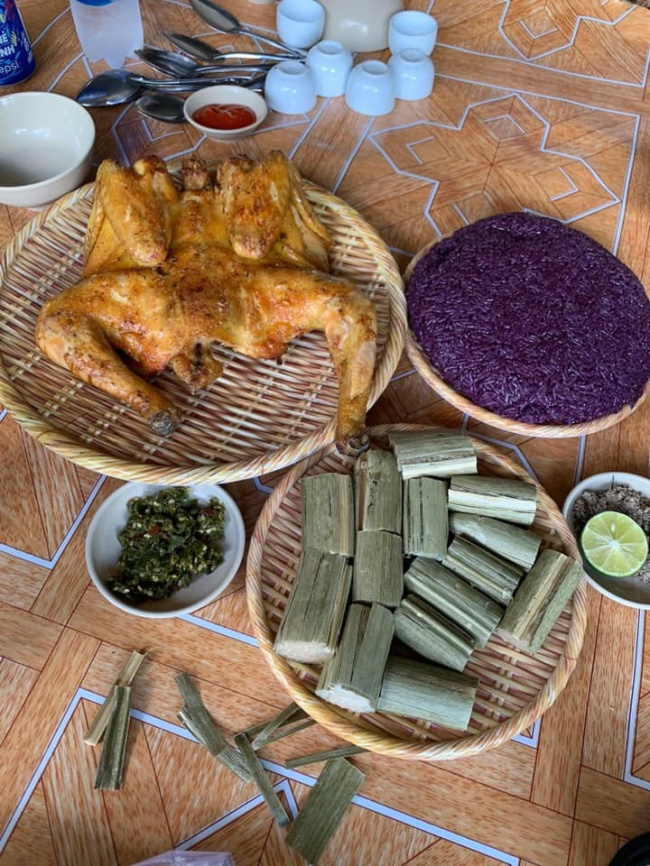 Top 10 best grilled chicken rice restaurant in Dalat