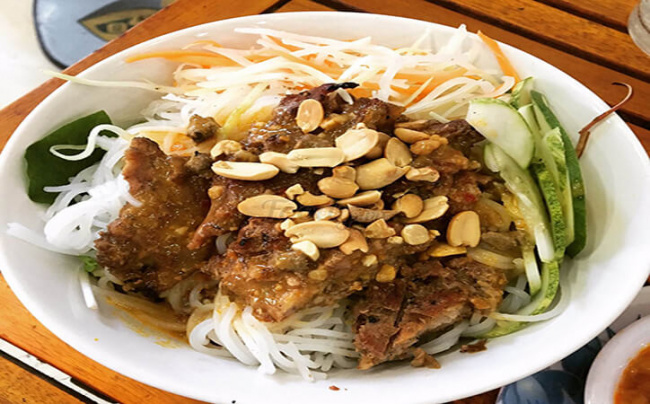 Mê Mệt – Top 5 Quán Bún Thịt Nướng Ngon Ở Đà Nẵng