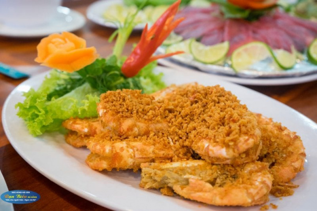 thưởng thức hải sản ngon rẻ bậc nhất đà thành tại nhà hàng biển rạng