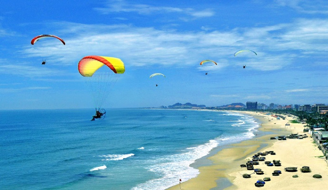 bãi biển mỹ khê đà nẵng – điểm đến thu hút khách du lịch