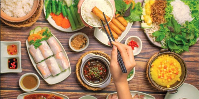 10 món ăn ngon quận tân bình – vương quốc ẩm thực tại sài thành 2021