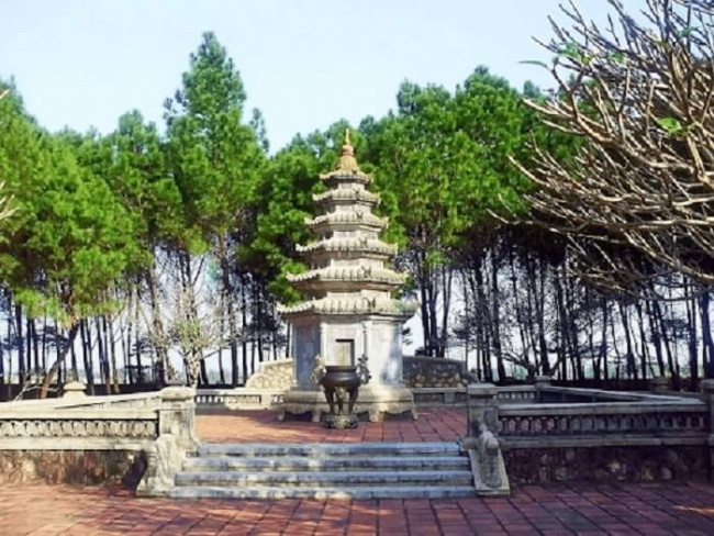 chùa thiên mụ, du lịch huế, khám phá chùa thiên mụ | ngôi chùa 400 năm tuổi tại huế