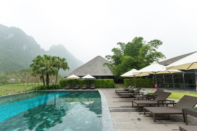 Top 15+ Resort Hòa Bình Sang Trọng Đẳng Cấp View Đẹp