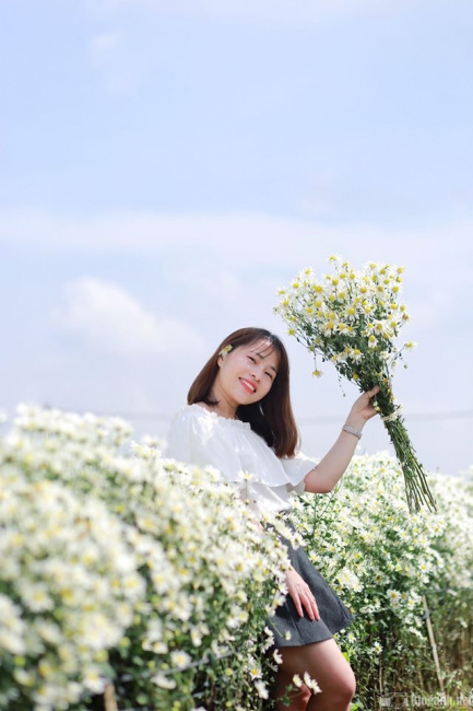 cách chụp ảnh đẹp, chụp hình với hoa đẹp, #15 cách chụp ảnh với hoa đẹp lung linh được các fashionista yêu thích